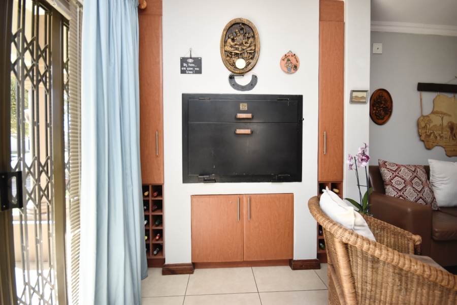 2 Bedroom Property for Sale in Waterberry Estate North West